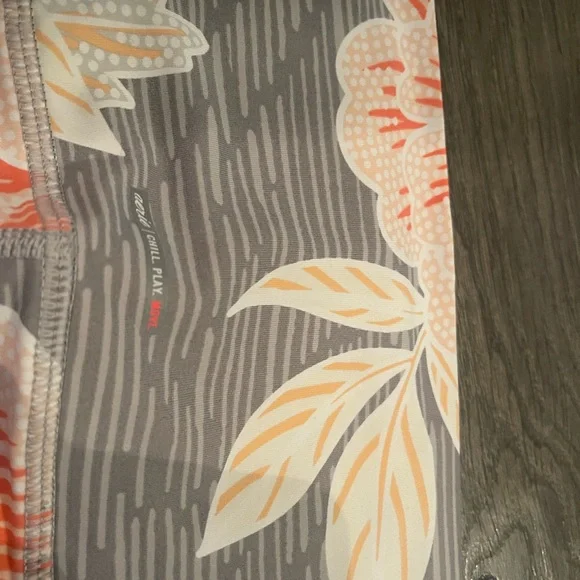 Aerie XL floral leggings w/free long dark grey oversized hoodie - Picture 3 of 5